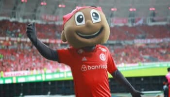 Denuncian por acoso sexual a mascota del Inter de Porto Alegre | Video