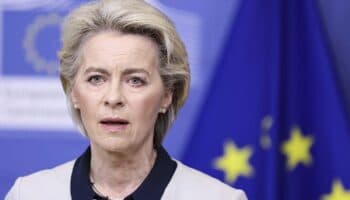 Comisión Europea aplaza contramedidas a aranceles de Trump hasta agosto