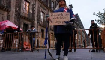 Madre buscadora Ceci Flores emitirá 'ficha de búsqueda' de AMLO por no recibirla