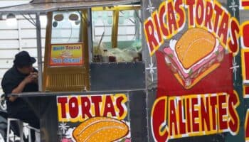 ¿Comes en la calle con este calor? Estas son las enfermedades que pueden darte