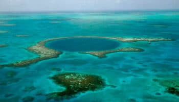 Taam Ja’, el agujero azul más profundo del mundo está en la bahía de Chetumal