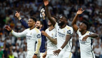 Madrid vence 3-2 a Barcelona y remata La Liga