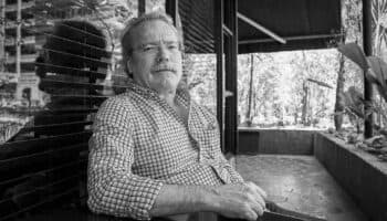 “Uno escribe para intentar relacionarse mejor con los demás”: Alberto Barrera Tyszka