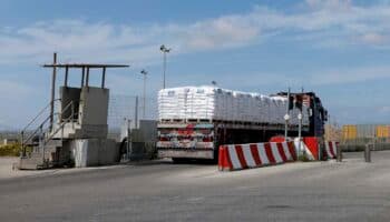 Israel reabre el cruce gazatí de Kerem Shalom, cerrado tras un ataque de Hamás