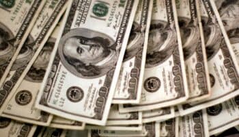 La economía estadounidense comienza a enfriarse mientras la Fed mantiene sin cambio la tasa de interés: Giugale | Video