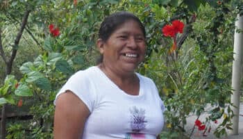 Julia, una mujer libre tras un engaño de tres mil pesos