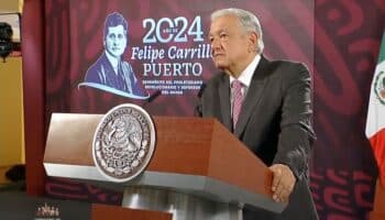 AMLO dice que no pedirá a Sheinbaum agilizar reformas constitucionales