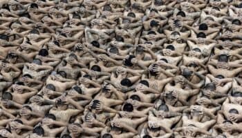 Trasladan a más de dos mil presos a cárcel de alta seguridad en El Salvador