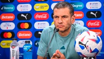 Lozano dice que Ecuador es muy fuerte pero que México saldrá 'a ganar o morir'