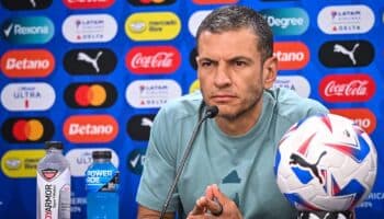 Lozano dice que Ecuador es muy fuerte pero que México saldrá 'a ganar o morir'