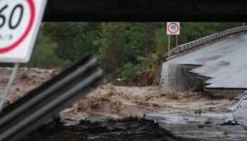 Tormenta 'Alberto' causa cierres de carreteras en el país