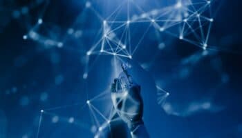 IA podría afectar a más de un tercio de empleos en AL; hasta 5% corre riesgo de automatización: informe