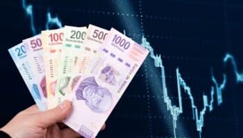 Peso mexicano y bolsa corrigen pérdidas en sesión errática por nerviosismo global