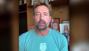 Reaparece Gabriel Soto; explica por qué fue hospitalizado | Video