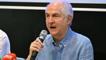 Maduro es la "versión tropical de Hitler", acusa opositor Antonio Ledezma