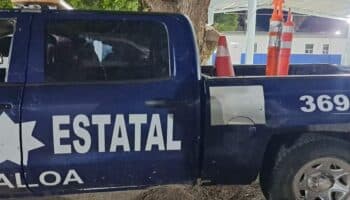 Marinos confunden a policías de Guasave con delincuentes y les disparan