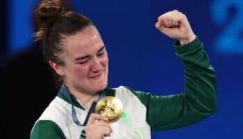 París 2024: Kellie Harrington gana el primer oro del boxeo