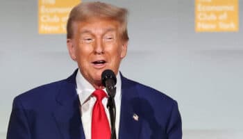 Hackers iraníes entregan datos de campaña de Trump a demócratas: FBI