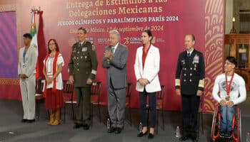 Entrega AMLO estímulos a atletas olímpicos y paralímpicos de París 2024 | Video