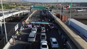 Bloquean importante puente fronterizo en Ciudad Juárez