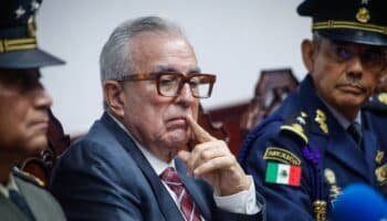 Rubén Rocha pide que sí se le someta a la consulta de revocación de mandato