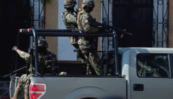 Policía y Marina matan a seis presuntos delincuentes en Colima
