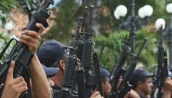 Narcos tienen que negociar con ayuda del Gobierno para pacificar Sinaloa: periodistas