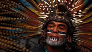 Las Plumas de la Serpiente: El Corazón que canta
