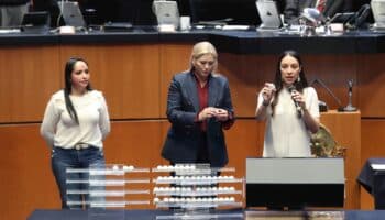 Sheinbaum pide un aplauso por el regreso a labores en los juzgados: 'Que desquiten el salario'