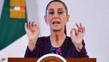 Sheinbaum pide 'calma' a los mercados ante la volatilidad del tipo de cambio
