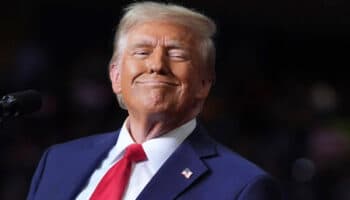 Ni Trump tiene una 'varita mágica' para acabar con las guerras: Vaticano
