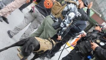 Movilización en MTY tras amenaza de carro bomba en edificio gubernamental