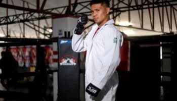 Médico del IMSS luchó contra Covid-19, ahora peleará en la UFC