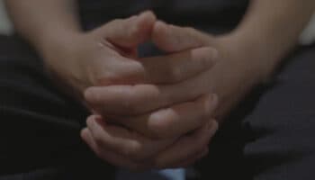 Ayudantes al niño: abuso sexual y maltrato en casas hogar | Especial