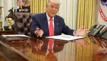 México está trabajando 'más duro' contra el tráfico de drogas: Trump tras llamada con Sheinbaum