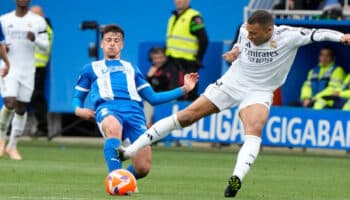 Ofrece Mbappé disculpas por el terrible 'leñazo' a un rival | Video