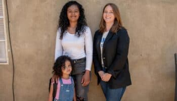 Piden en EU frenar deportación de Sofía, niña mexicana enferma; podría morir