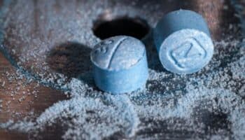 DEA alinea narrativa con Trump y 'culpan a extranjeros' por trasiego de drogas: Esquivel | Video