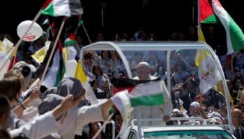 Un papamóvil de Francisco se convertirá en clínica para los niños de Gaza