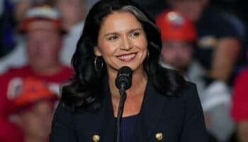 Comete grave falta de seguridad la jefa de inteligencia en EU