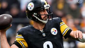 NFL | ¡Oficial! Aaron Rodgers, cuatro veces MVP, firma con Steelers