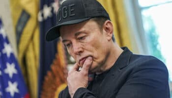 Musk llama 'totalitario fascista' a Sánchez por regular redes sociales