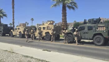 'No es posible que marines y gente entrenada para la guerra se encuentre en las calles': activista en LA | Video