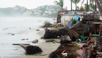 Tormenta tropical Dalila pierde intensidad y se aleja de las costas del Pacífico