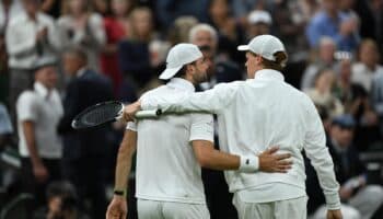 Wimbledon 2025: Retira lesión a Dimitrov al tener contra las cuerdas a Sinner | Video
