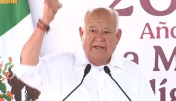 Gobernador de Baja California Sur expresa apoyo a Sheinbaum ante 'acontecimientos'