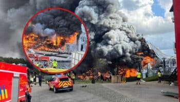 Incendio arrasa escenario principal del festival Tomorrowland