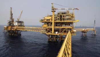 Pemex denuncia el robo de 50 equipos de respiración en abordaje a plataforma Akal-R