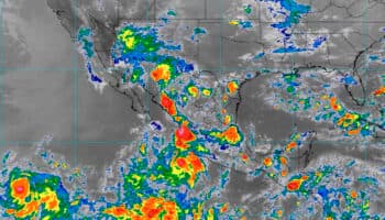 Huracán Kiko no amenaza a México; depresión Doce-E causa lluvias y oleaje en el Pacífico