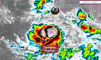 Tormenta tropical Narda intensifica su fuerza frente a costas de Michoacán y Colima